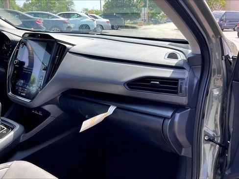 Used 2024 Subaru Crosstrek 2.5i Limited w/ Crosstrek Mirror Package AWD/4WD image 19