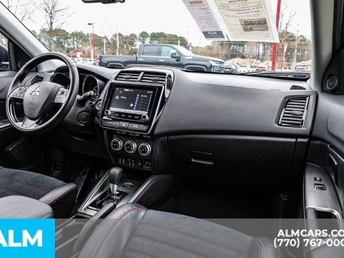 Used 2024 Mitsubishi Outlander Sport LE image 31