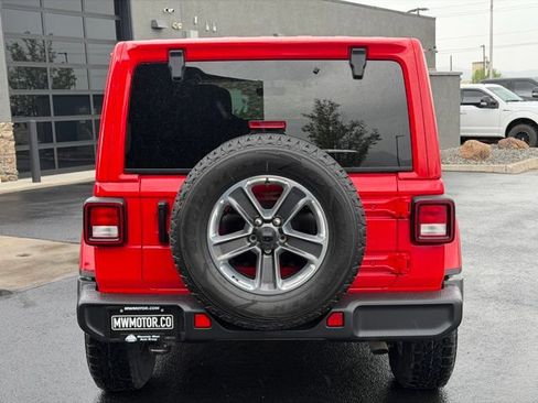 Used 2021 Jeep Wrangler Unlimited Sahara w/ Uconnect 4C Nav & Sound Group AWD/4WD image 6