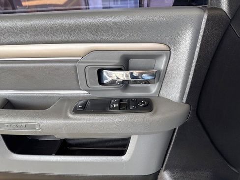 Used 2018 RAM 2500 Tradesman w/ Power & Remote Entry Group image 17