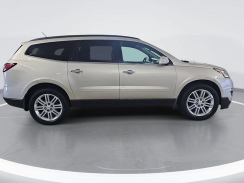 Used 2015 Chevrolet Traverse LT w/ Style and Technology Package AWD/4WD image 2