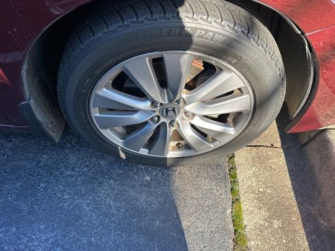 Used 2012 Honda Accord EX-L image 2