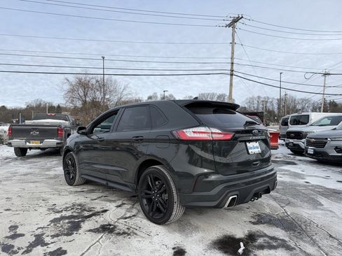 Certified 2022 Ford Edge ST w/ Equipment Group 401A image 4