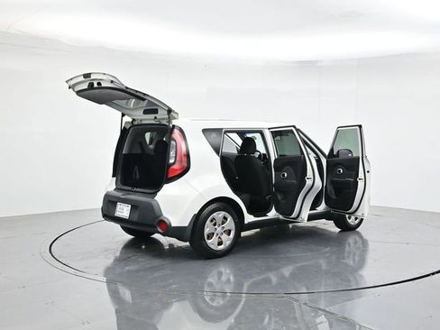 Used 2015 Kia Soul FWD image 43