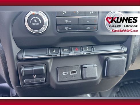 New 2025 GMC Sierra 3500 Pro image 27