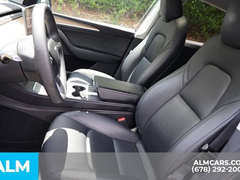 Used 2023 Tesla Model Y AWD image 15