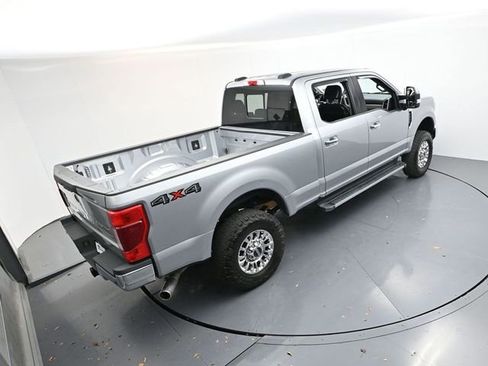 Used 2021 Ford F350 Lariat w/ Chrome Package image 25