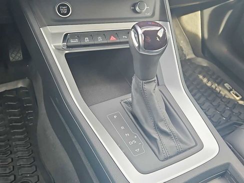 Used 2022 Audi Q3 2.0T Premium w/ Convenience Package image 22