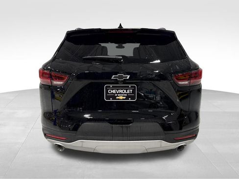 New 2026 Chevrolet Blazer LT w/ Convenience Package FWD image 36