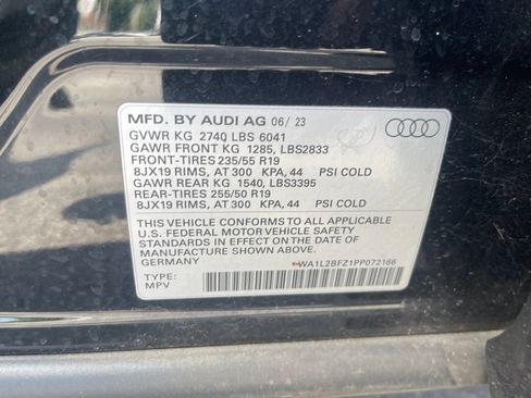 Used 2023 Audi Q4 e-tron Premium Plus w/ Premium Plus AWD/4WD image 12