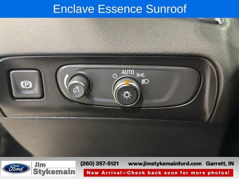 Used 2021 Buick Enclave Essence w/ Sound and Sites Package FWD image 16