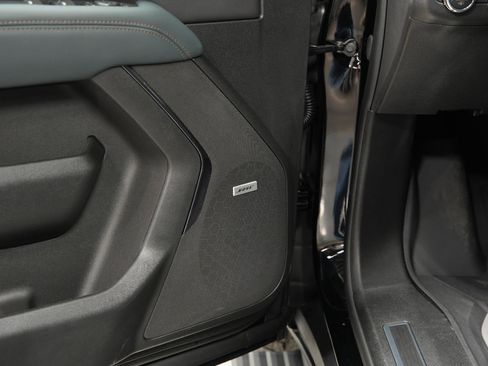 New 2026 GMC Yukon XL AT4 w/ AT4 Premium Plus Package image 32