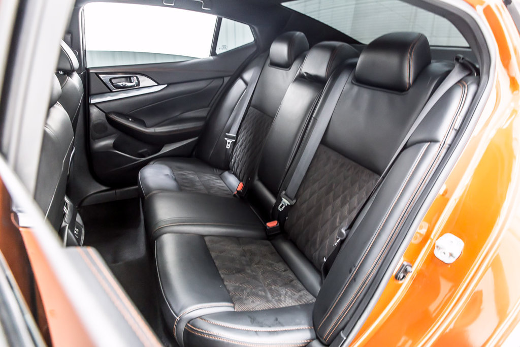 Used 2021 Nissan Maxima SR w/ Sport Mat Group FWD image 33