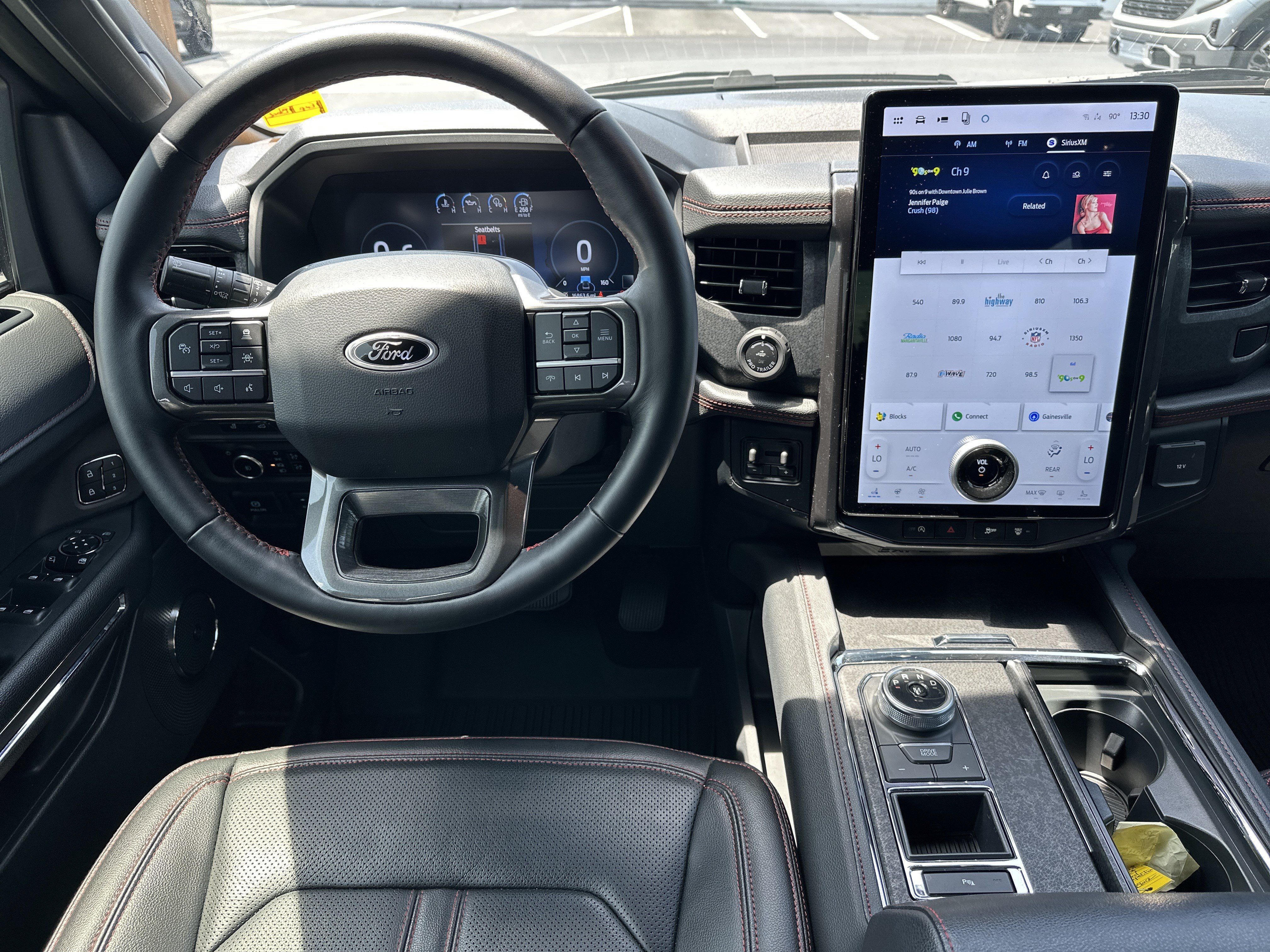 Used 2024 Ford Expedition Limited RWD image 18
