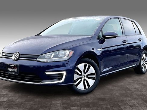 Used 2019 Volkswagen e-Golf SE image 2