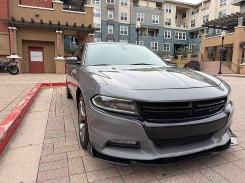 Used 2017 Dodge Charger R/T w/ Navigation & Travel Group RWD image 24