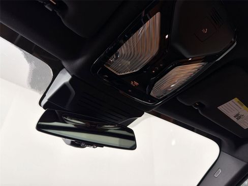 New 2026 BMW X5 sDrive40i w/ Climate Comfort Package RWD image 19