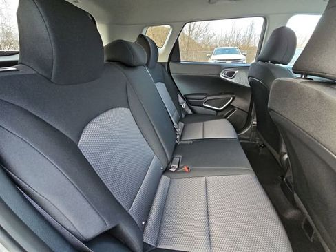 Used 2025 Kia Soul S image 26
