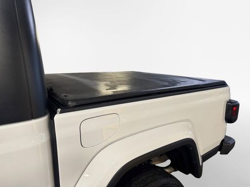 Used 2023 Jeep Gladiator Overland w/ Popular Equipment Package image 25