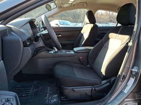 Certified 2024 Nissan Sentra SV image 15