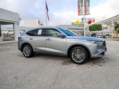 Used 2023 Acura MDX SH-AWD w/ Advance Package image 6