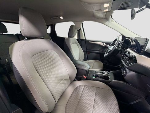 Used 2021 Ford Escape SE w/ SE Sport Appearance Package AWD/4WD image 29
