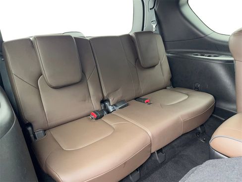 Used 2024 Nissan Armada Platinum w/ Captain's Chairs Package image 43