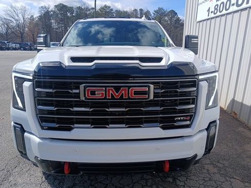 Used 2024 GMC Sierra 2500 AT4 w/ AT4 Premium Plus Package image 18