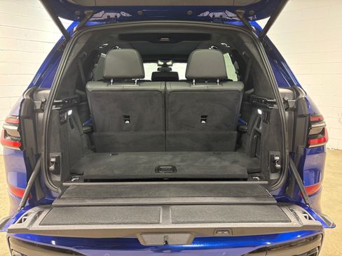 Used 2023 BMW X7 M60i w/ Executive Package AWD/4WD image 39