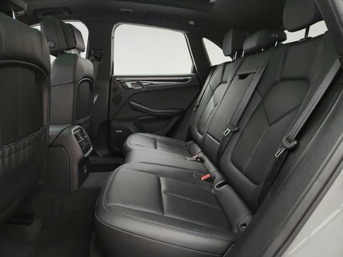 Used 2021 Porsche Macan S w/ Premium Package Plus AWD/4WD image 24