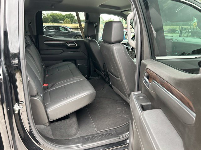 Used 2025 GMC Sierra 1500 SLT AWD/4WD image 8