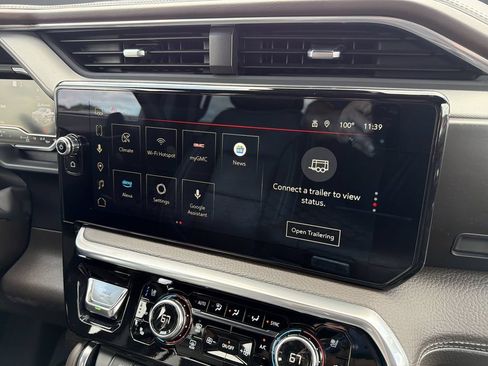 Certified 2023 GMC Sierra 1500 Denali w/ Denali Reserve Package AWD/4WD image 29