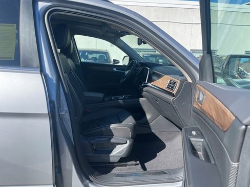 New 2026 Volkswagen Atlas SE image 16