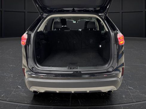 Used 2024 Ford Edge Titanium image 13