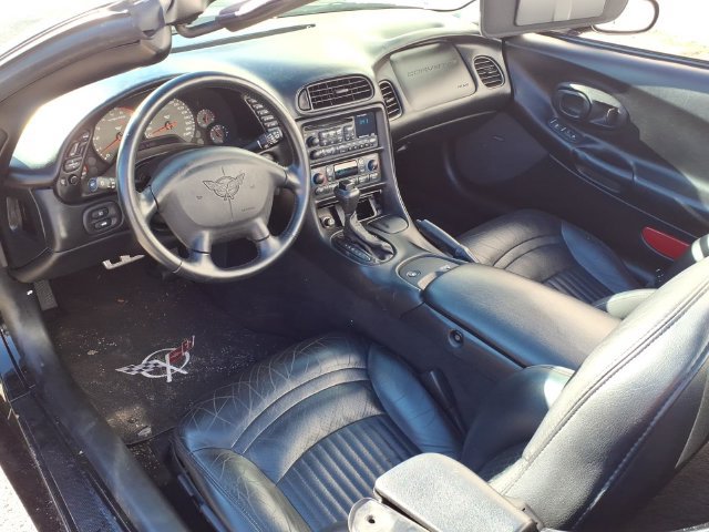 Used 2000 Chevrolet Corvette Convertible w/ Memory Pkg RWD image 12