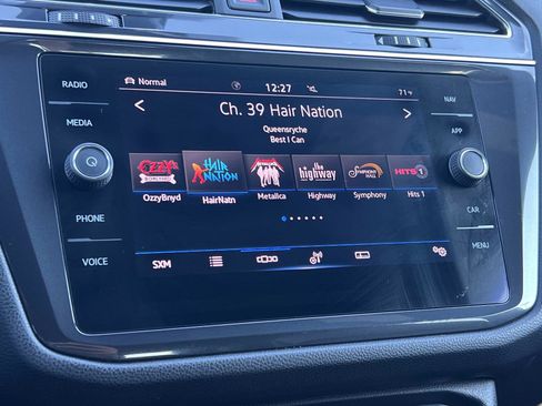 Used 2021 Volkswagen Tiguan SEL Premium R-Line image 12