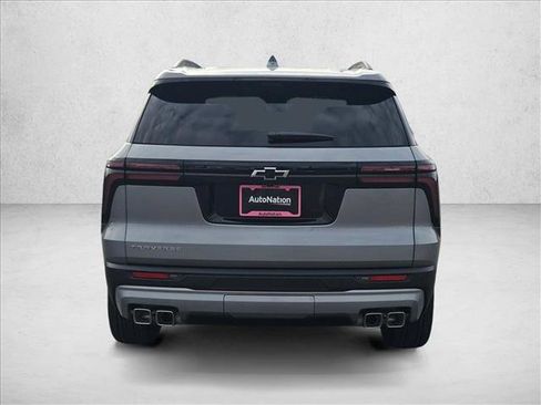 New 2026 Chevrolet Traverse LT w/ Enhanced Driving Package image 8