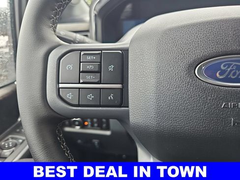 New 2026 Ford F250 Lariat w/ Black Appearance Package AWD/4WD image 16