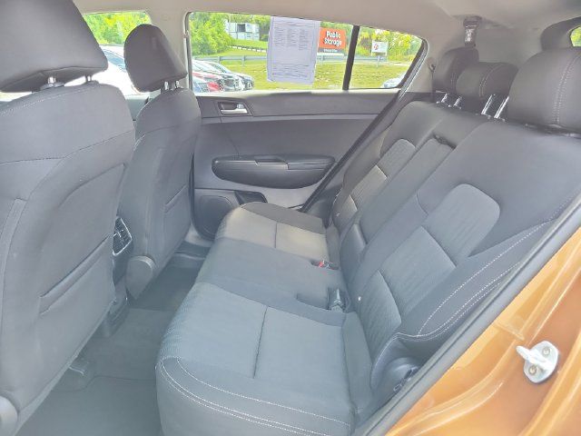 Used 2019 Kia Sportage LX FWD image 13