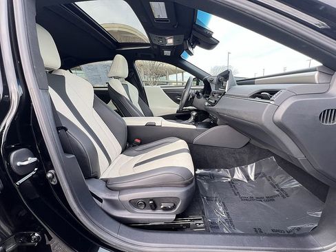 Certified 2022 Lexus ES 350 F Sport image 27