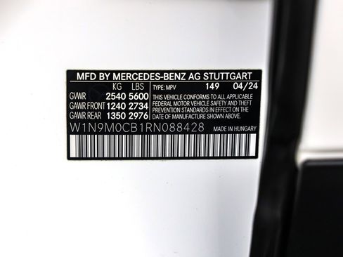 Used 2024 Mercedes-Benz EQB 250+ image 25