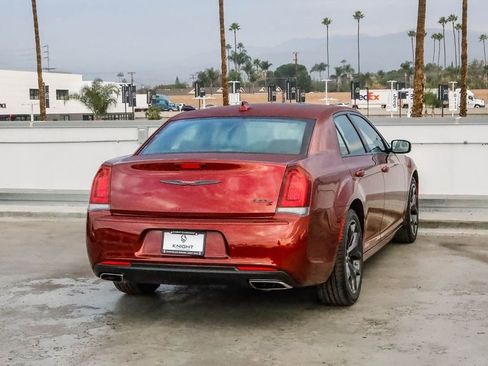Used 2023 Chrysler 300 S image 9