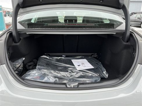 Certified 2025 Mercedes-Benz C 300 4MATIC Sedan image 36