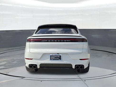Certified 2026 Porsche Cayenne S AWD/4WD image 10