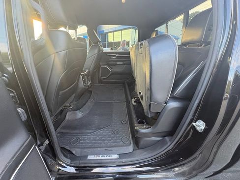 Used 2020 RAM 1500 Laramie AWD/4WD image 9