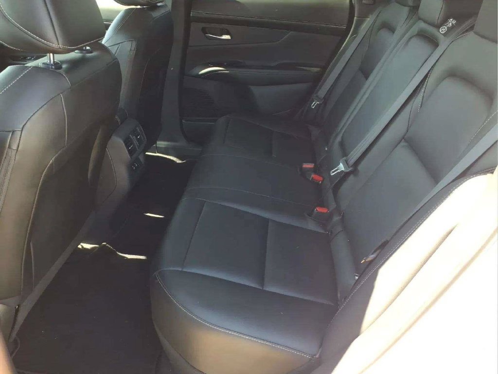 Used 2025 Nissan Murano SL AWD/4WD image 14