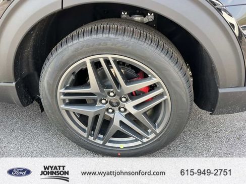 New 2026 Ford Explorer ST image 11