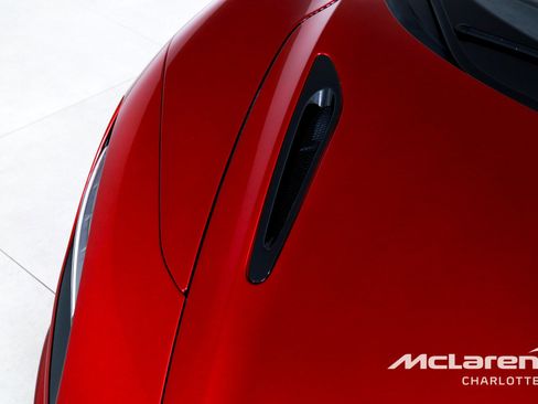 New 2026 McLaren 750S image 34