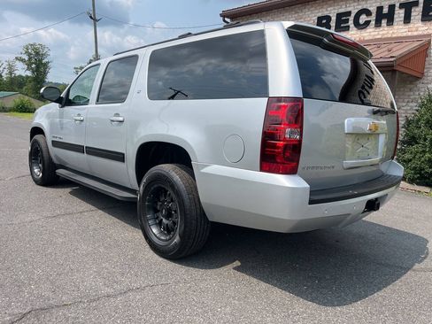 Used 2012 Chevrolet Suburban LT AWD/4WD image 8