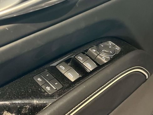 Certified 2023 Cadillac Escalade ESV Sport Platinum w/ LPO, ONYX Package image 14